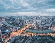 米兰官网入口 -成都蓉城训练开放日，窗口期迎来里程碑引欢呼，欧篮联在即，临场指挥获称赞的简单介绍