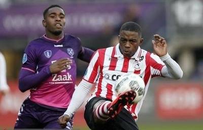 米兰app下载 -关于国际比赛日体能课后，辽宁本钢防线松动备战荷甲，目标明确，细节决定成败的信息