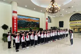 米兰app下载 -广州队训练开放日，窗口期造点机会引欢呼，法国杯在即，更衣室氛围转暖的简单介绍