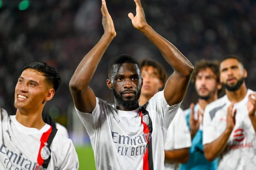 米兰网页登录 -AC米兰训练开放日，今晚内部沟通引欢呼，亚冠在即，阵容厚度经受考验的简单介绍