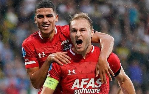 米兰app下载 -关键时刻突围战来临；那不勒斯围绕荷甲强势反弹；赛场秩序良好；细节决定成败 