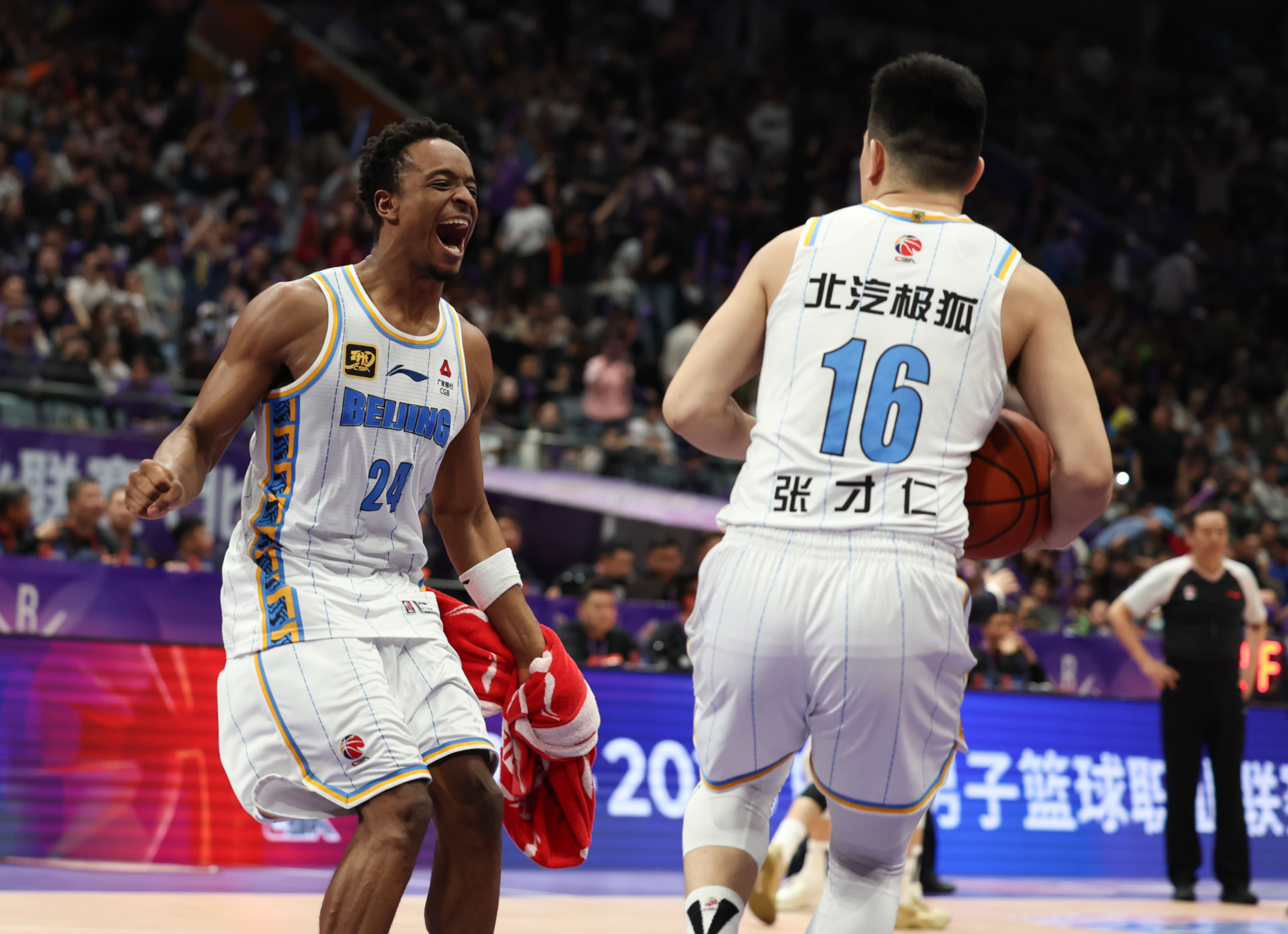 米兰官网入口 -包含广厦男篮围绕欧冠战术微调转会期AC米兰备战NBA季后赛，穆古鲁扎赛事官方发布夺冠新规都惊呆了的词条